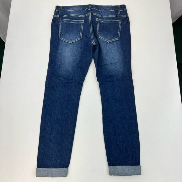 Almost Famous Womens Cropped Jeans Blue Distressed Dark Wash Low Rise Size 11 - Picture 2 of 10